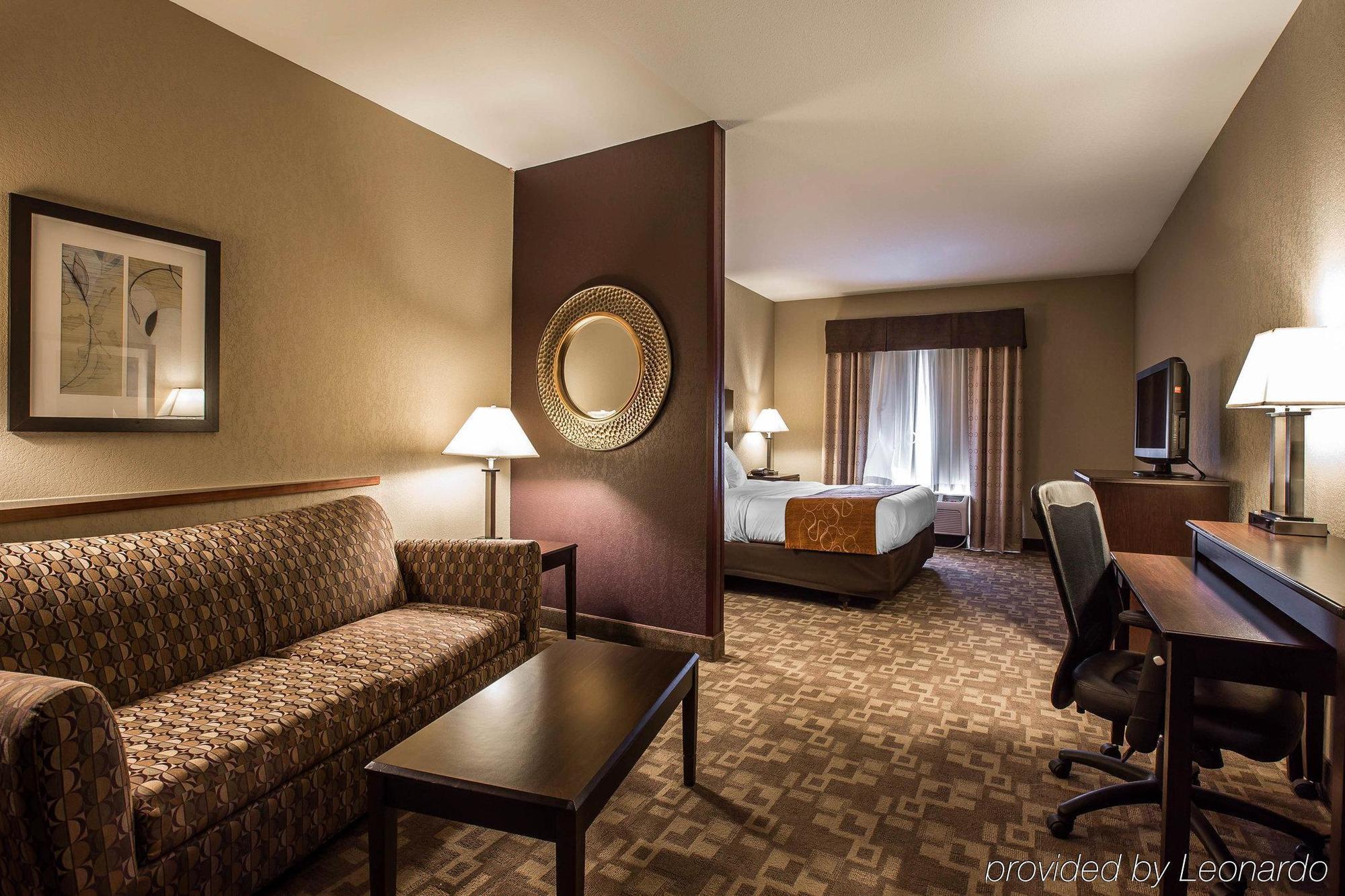 Comfort Suites Whitsett - Greensboro East Exterior foto