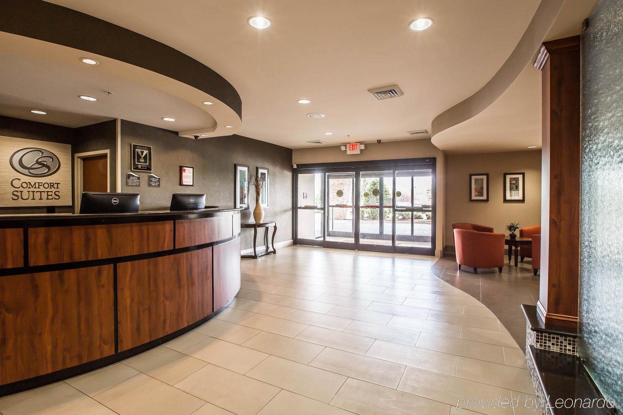 Comfort Suites Whitsett - Greensboro East Exterior foto